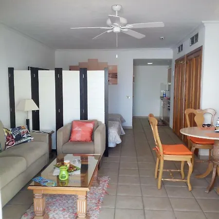 Studio Los Cristianos شقة *